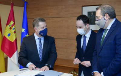 Page y Salinas firman un acuerdo que retoma el proyecto de un nuevo Centro de Salud para Cabanillas