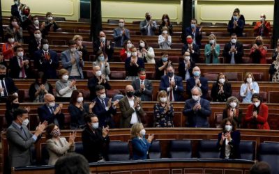 El Congreso da luz verde por una holgada mayoría absoluta a los Presupuestos que pondrán fin a las cuentas de Montoro