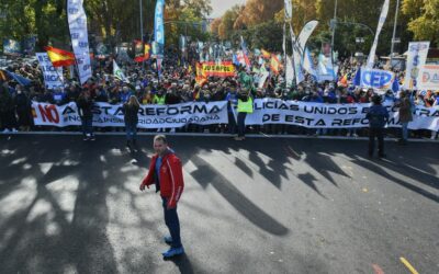 Policía privada de la extrema derecha