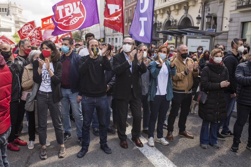 Los candidatos de la izquierda en Madrid marchan juntos en la manifestación del 1 de mayo entre gritos de «Sí se puede»